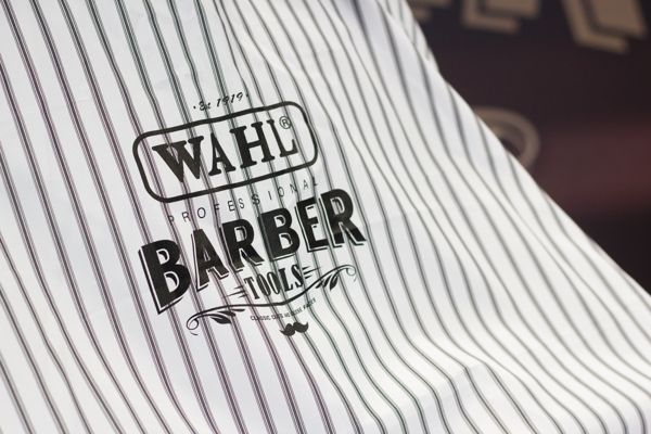 WAHL Barber cape